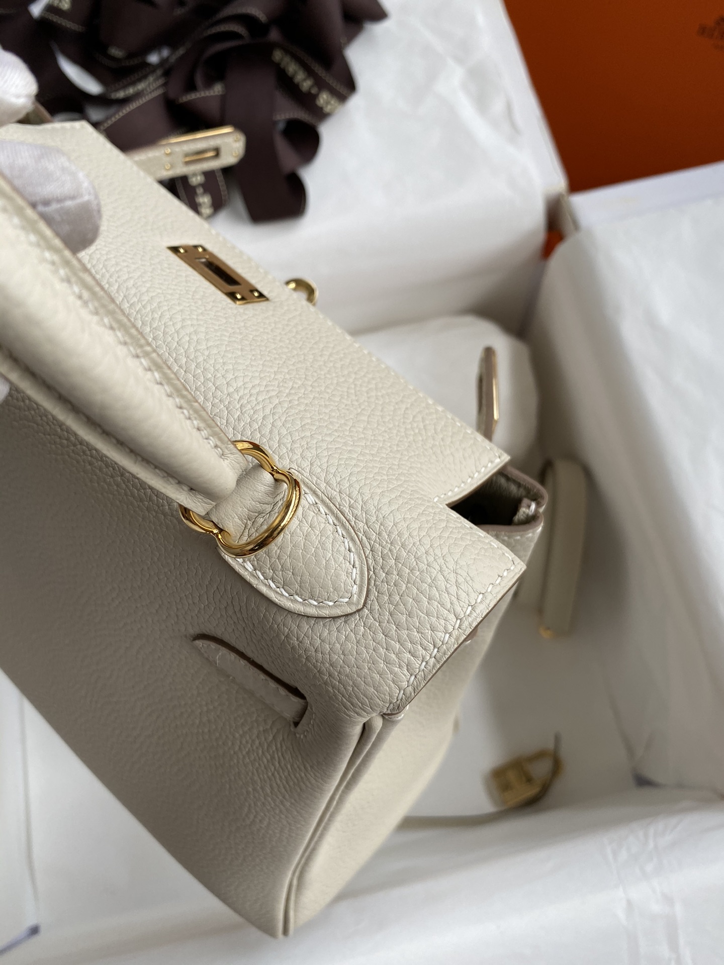 Hermes Kelly 25cm Handbag Shoulder Bag in White Togo Leather